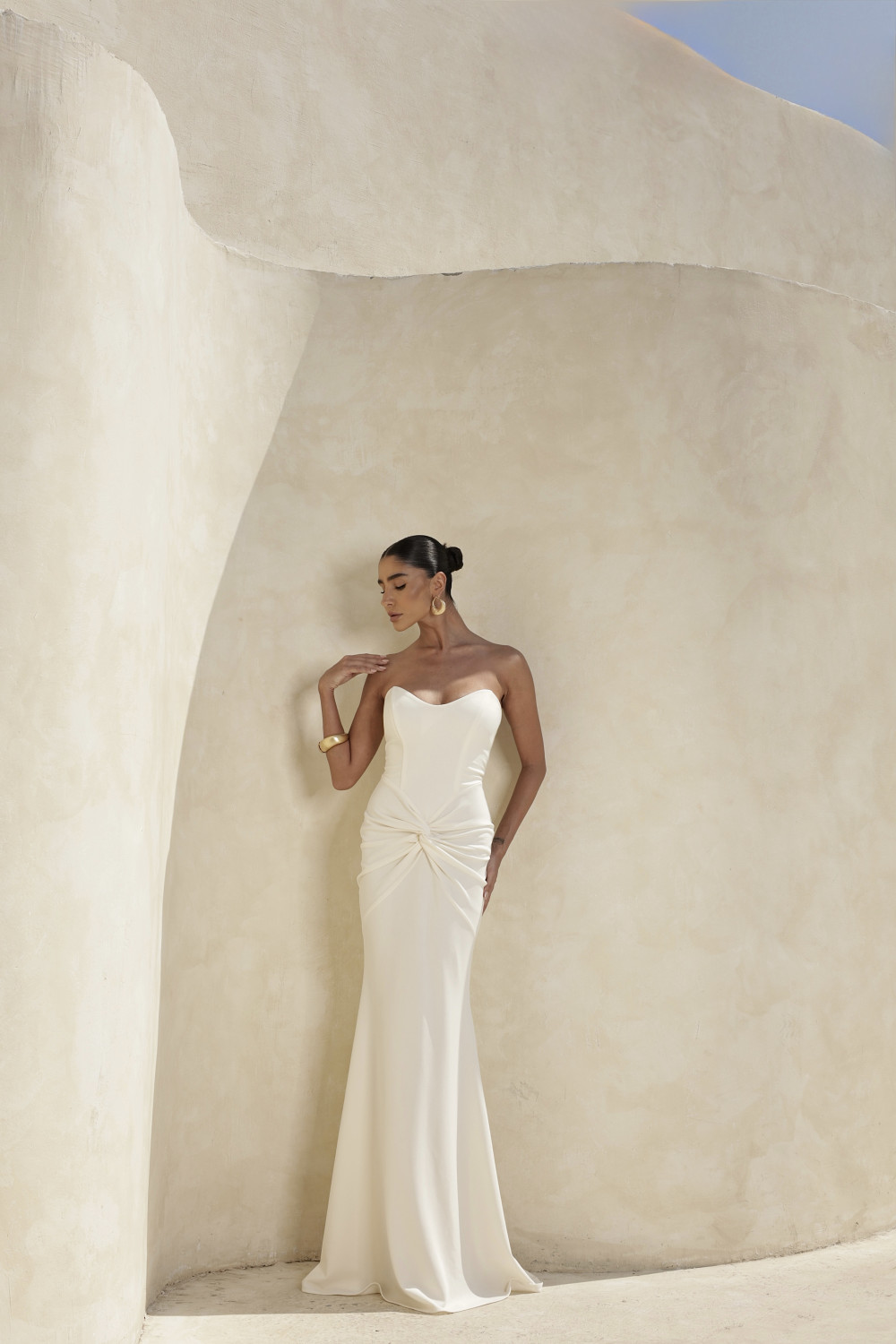 VESTIDO LONGO BARBATANA T.Q.C. TORCIDO - OFF WHITE