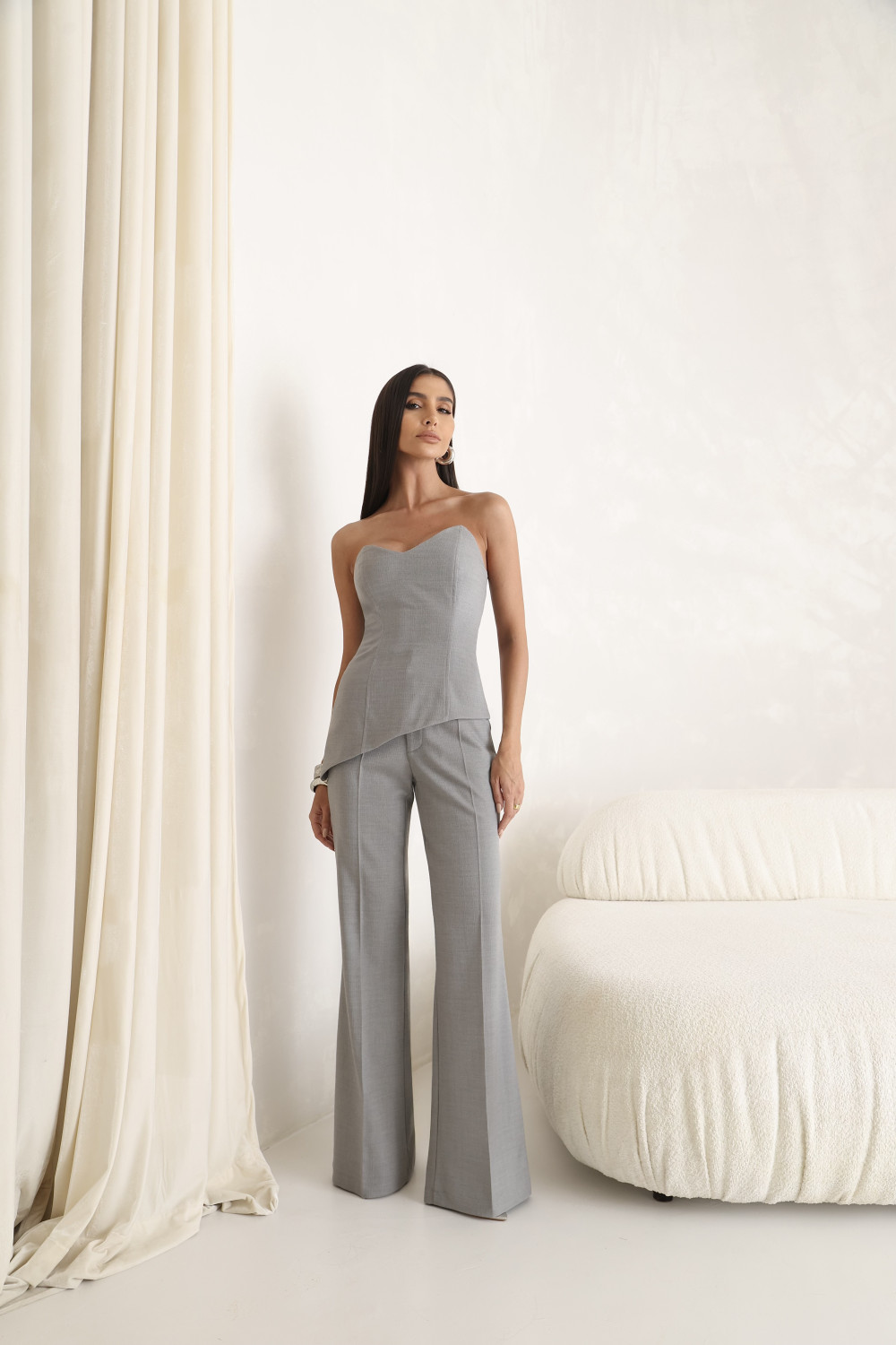 CONJUNTO BRENDA BLUSA E CALÇA ASSIMÉTRICA - CINZA