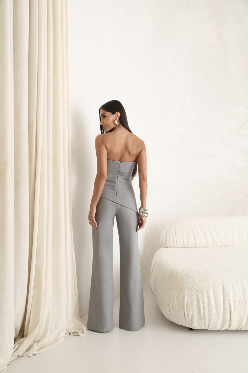 CONJUNTO BRENDA BLUSA E CALÇA ASSIMÉTRICA - CINZA