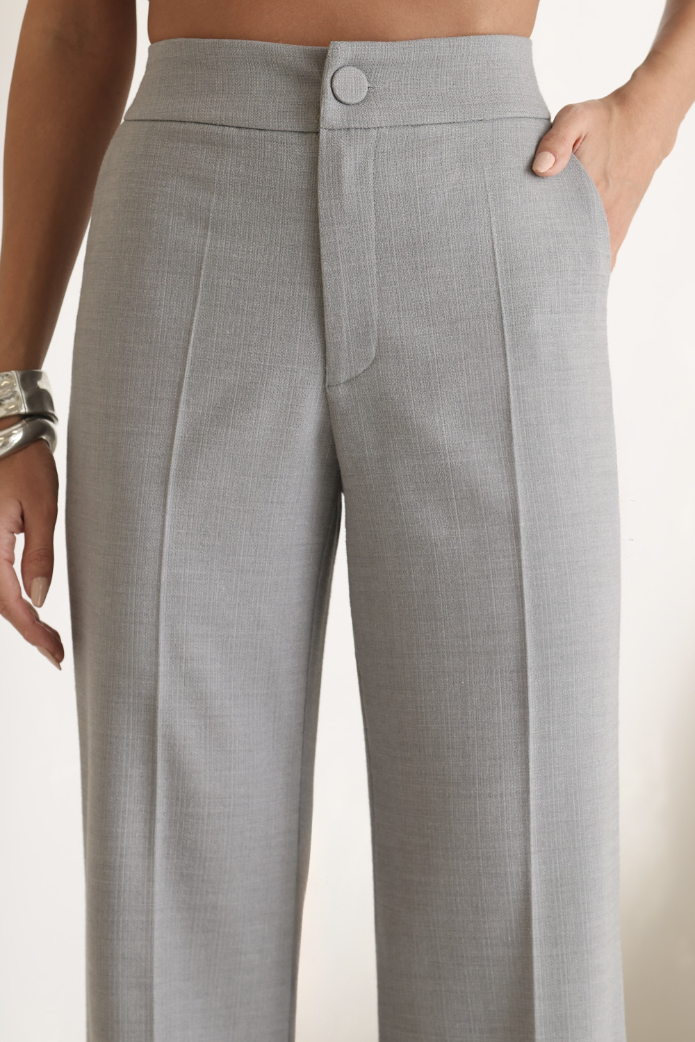 CONJUNTO BRENDA BLUSA E CALÇA ASSIMÉTRICA - CINZA