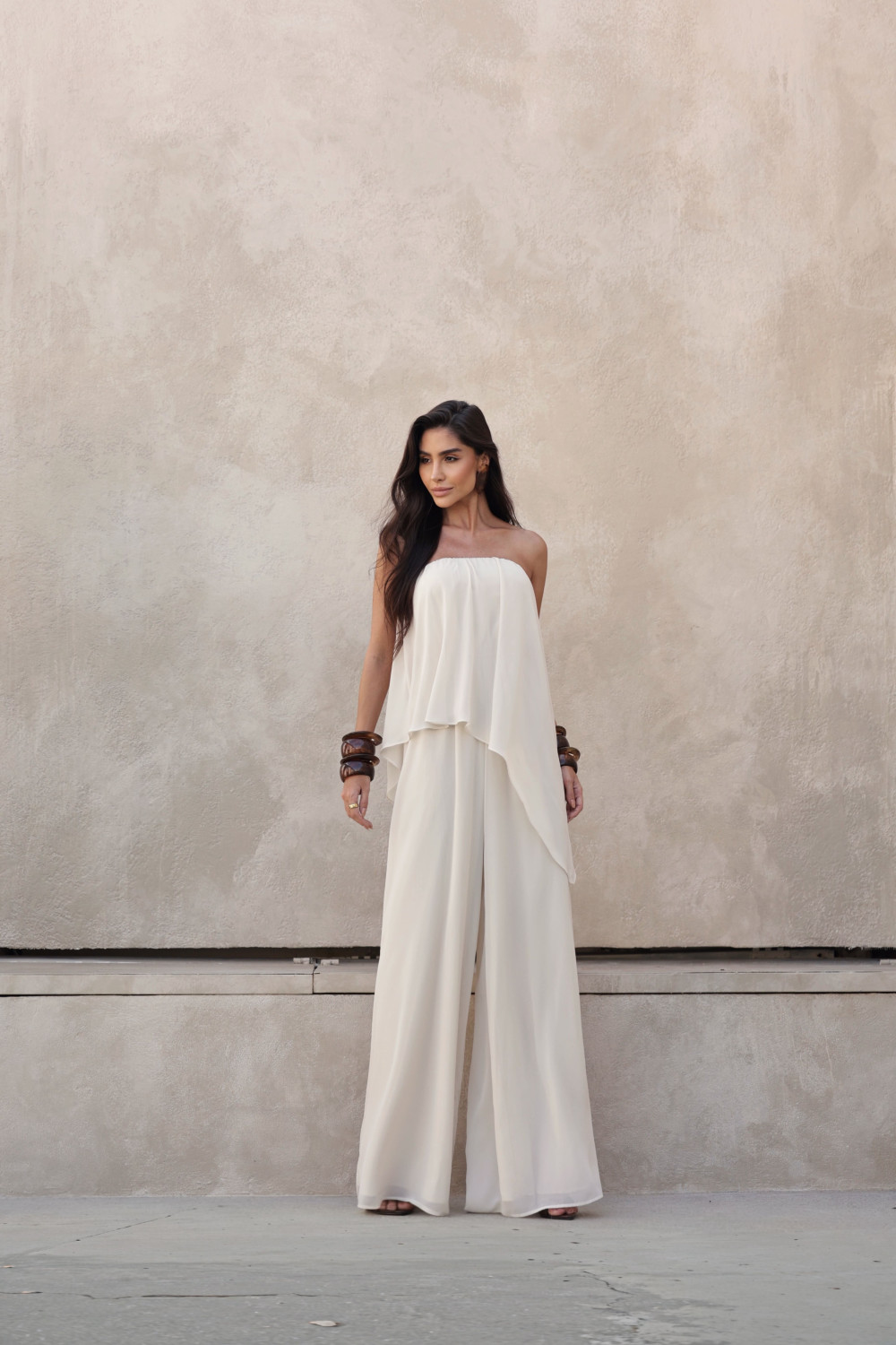 MACACÃO SAMIRA BLUSA ASSIMÉTRICA - AREIA