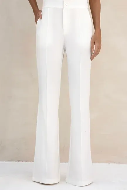 CONJUNTO BLUSA ASSIMÉTRICA BABADO - BRANCO