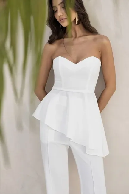 CONJUNTO BLUSA ASSIMÉTRICA BABADO - BRANCO