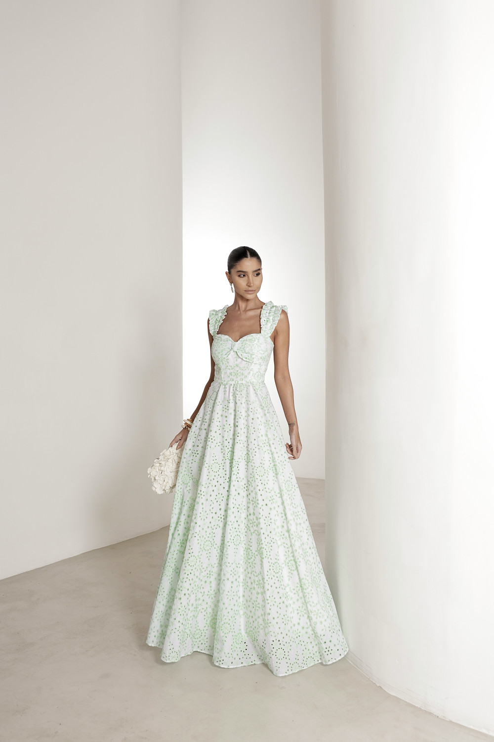 VESTIDO LONGO EM LAISE CURAÇAO COM BABADOS - VERDE LIMÃO