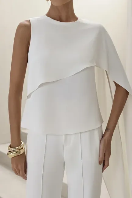 CONJUNTO ALFAIATARIA CALÇA E BLUSA ASSIMÉTRICA - OFF WHITE