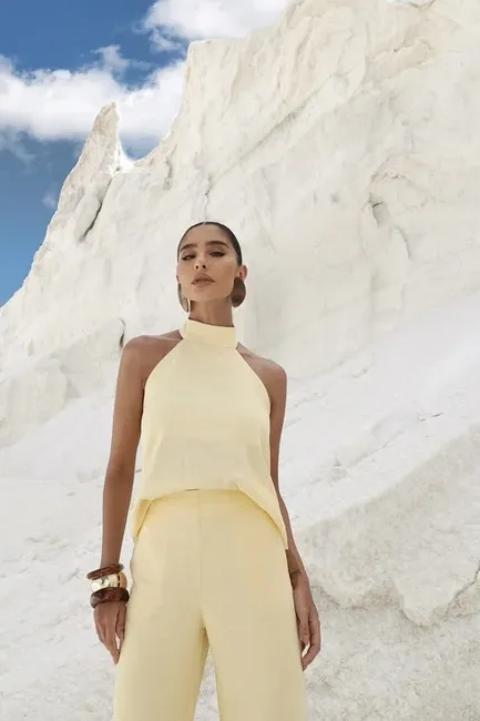 CONJUNTO LINHO ALFAITARIA FRENTE ÚNICA EVA - MANTEIGA