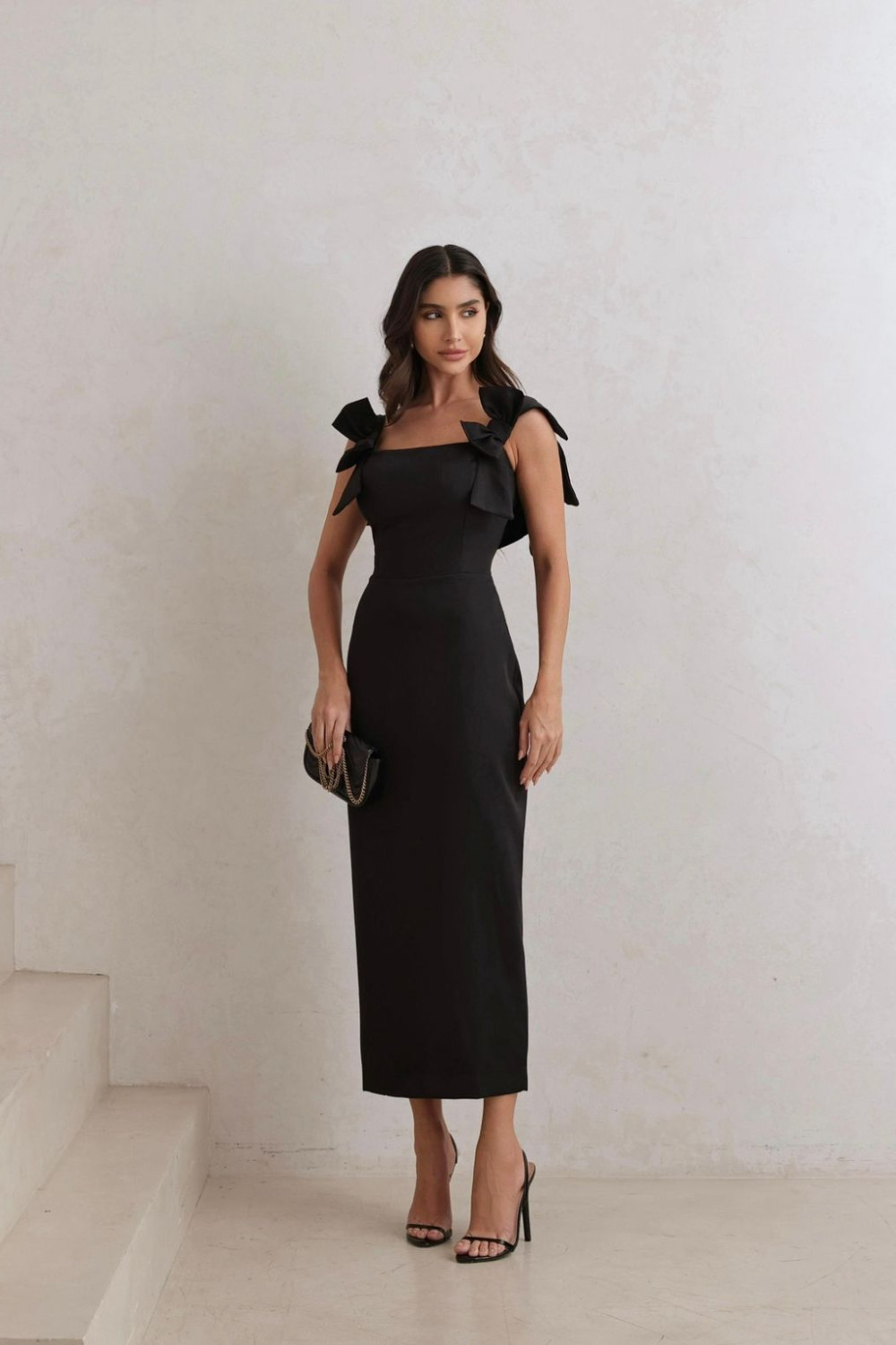VESTIDO MIDI ALFAIATARIA 4 LAÇOS - PRETO 